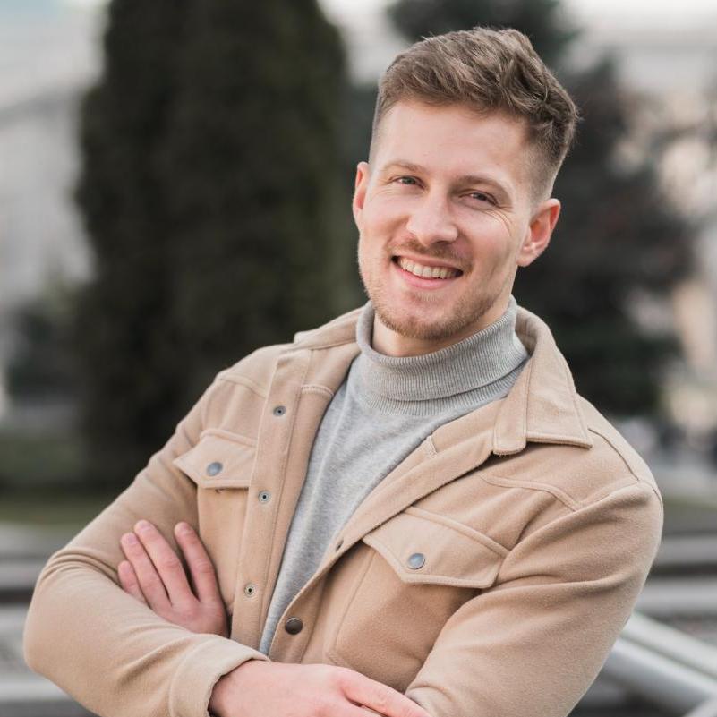 Антон Савитский