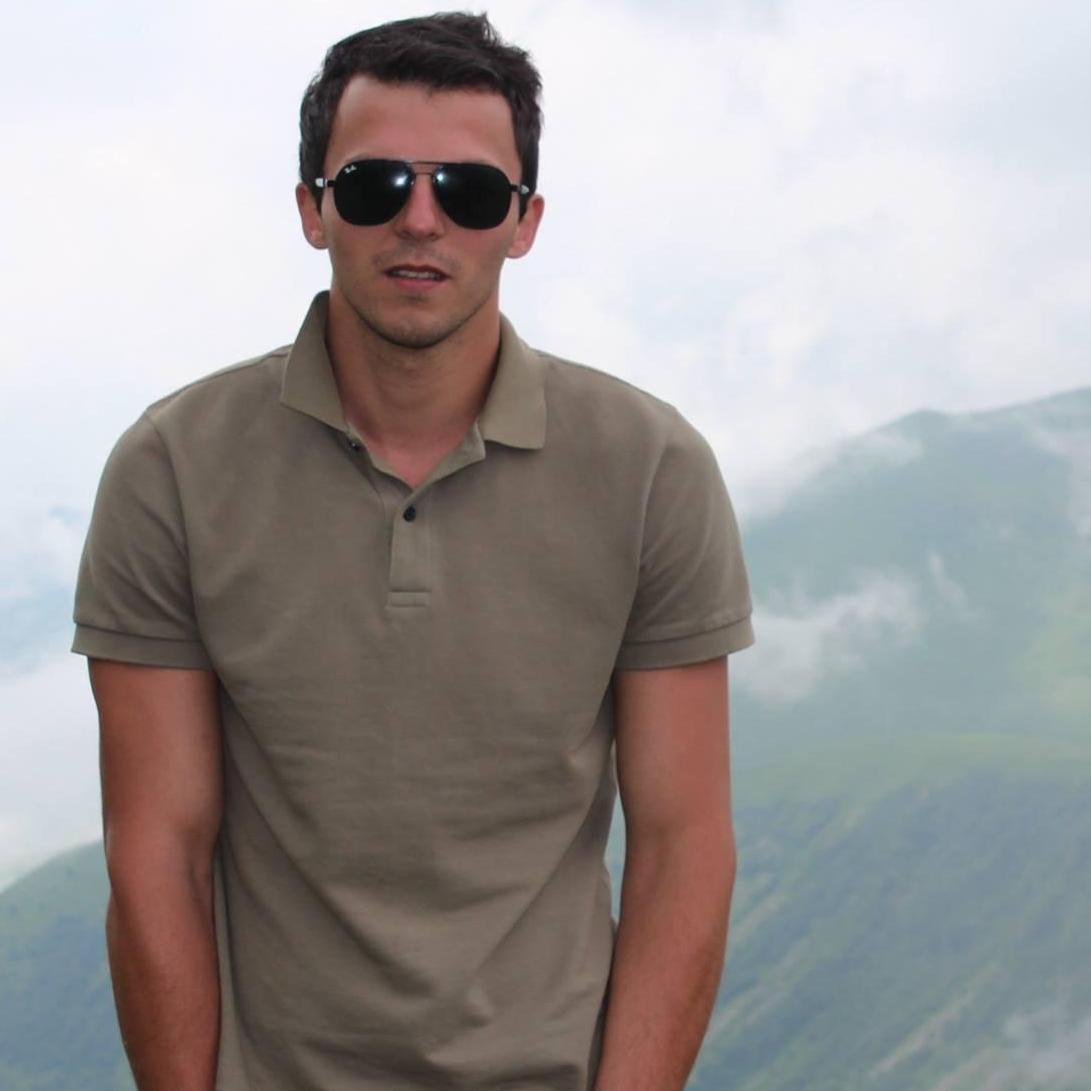 Андрей Тулипов